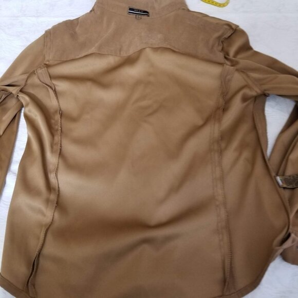 ITEM&CO snap front top suede like fabric - Picture 7 of 12